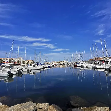 Le Neptune - Deux Pieces, 5 Couchages, Port Leucate. Ref: 2nep_122 Mae-5864 *